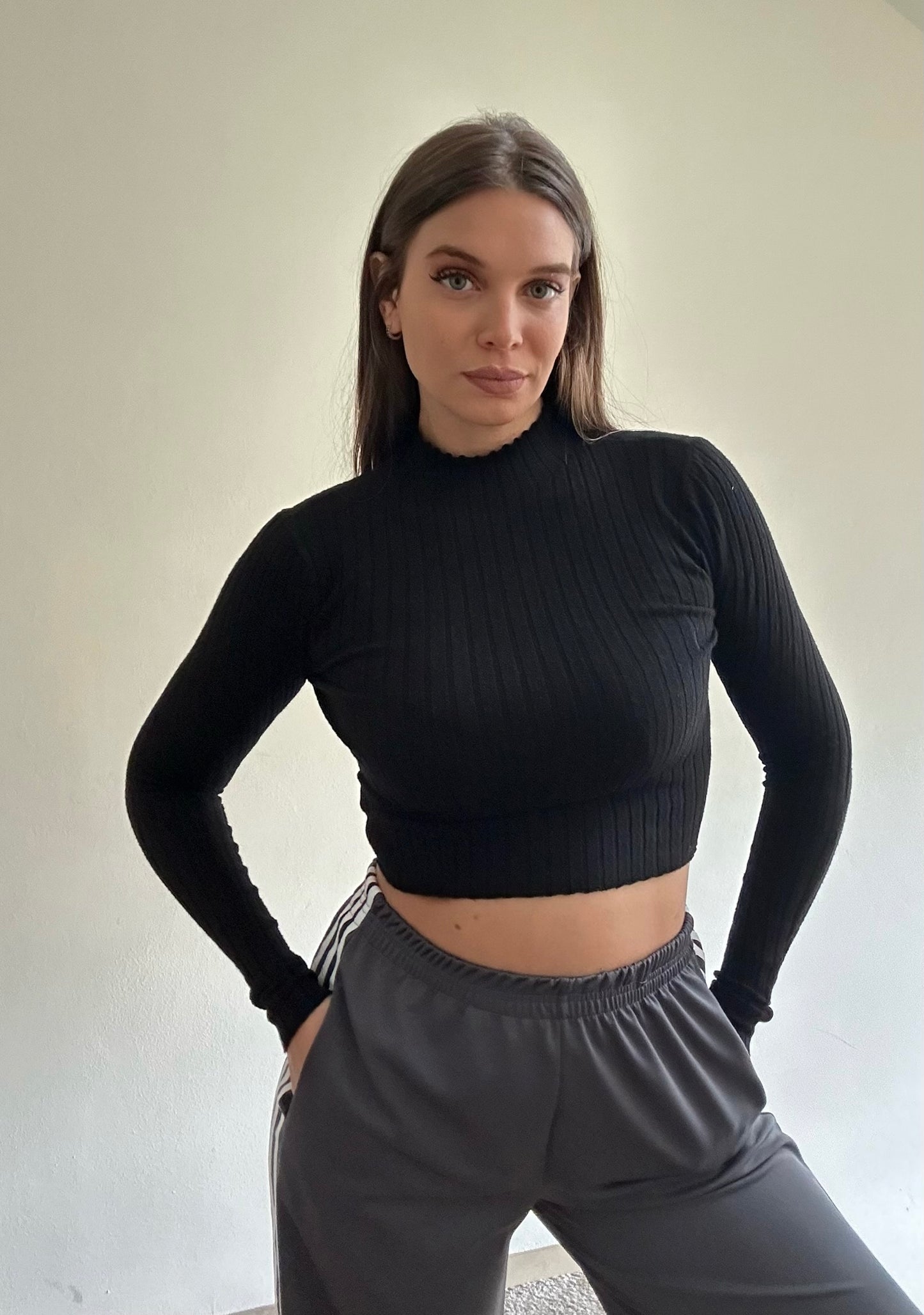 MAGLIA PERLA NERO