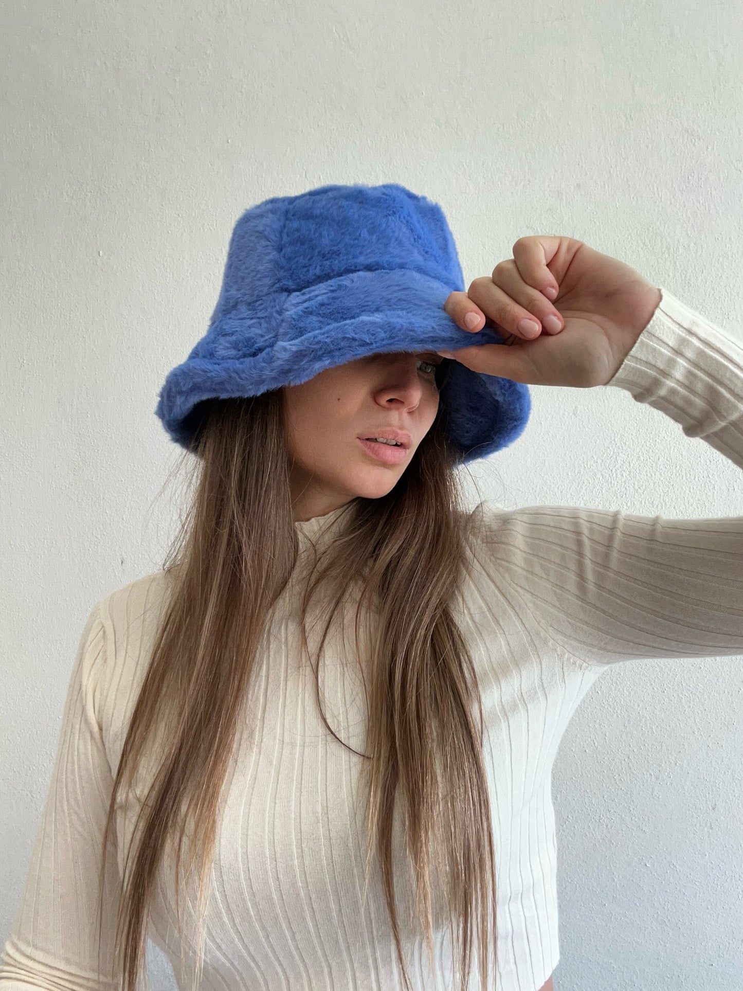 CAPPELLO LORA BLUETTE