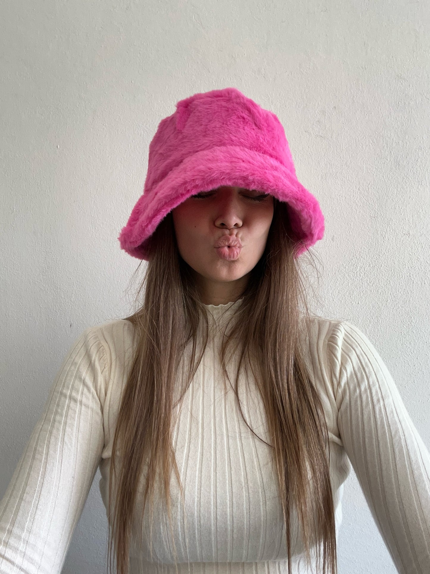 CAPPELLO LORA FUXIA